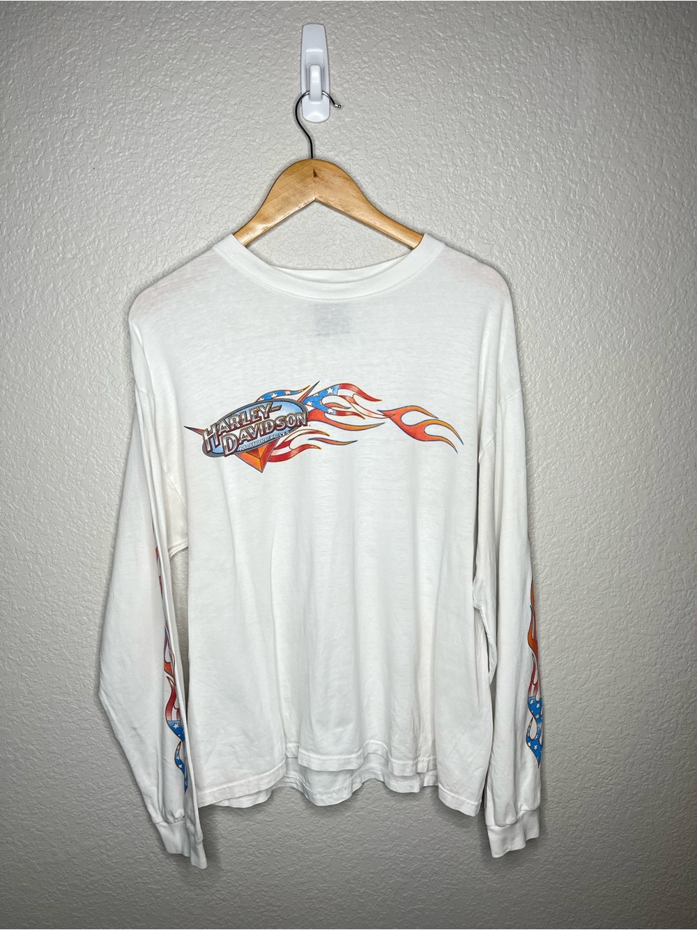 Vintage 2001 Harley Davidson Boston Long Sleeve Flame Graphic Shirt White USA L